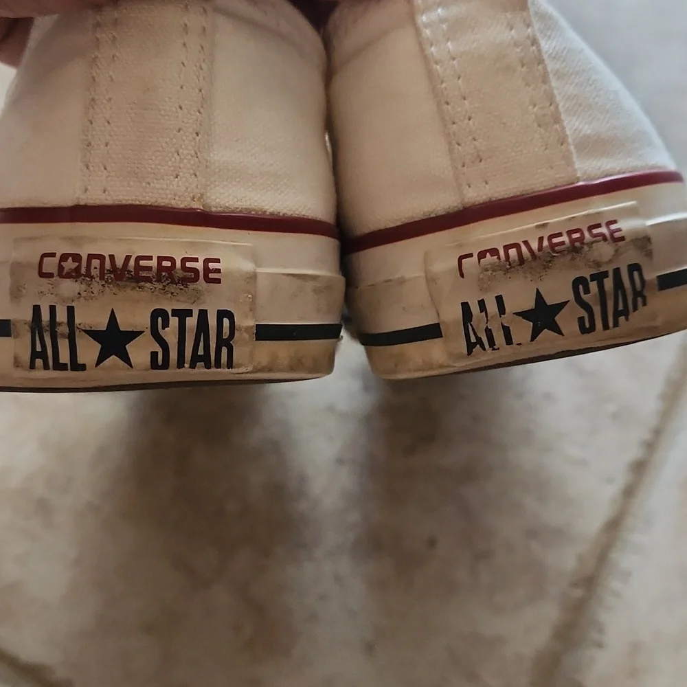 Converse Chuck Taylor Allstars In White Canvas Mens Size 8 Or Womens Size 10 - Picture 3 of 9